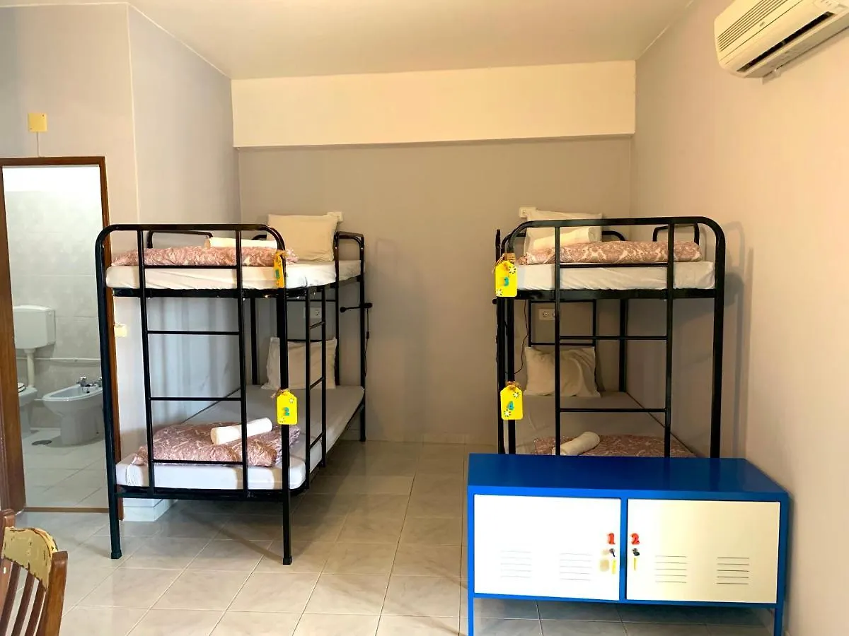 The Central Guesthouse Faro Pensionat