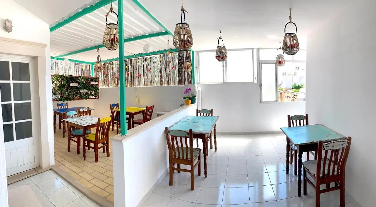 The Central Guesthouse فارو