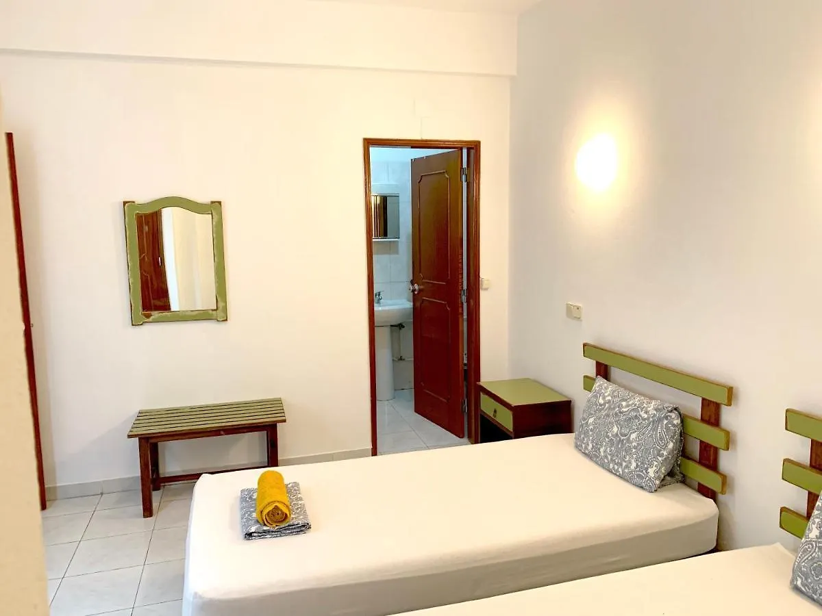 The Central Guesthouse فارو البرتغال